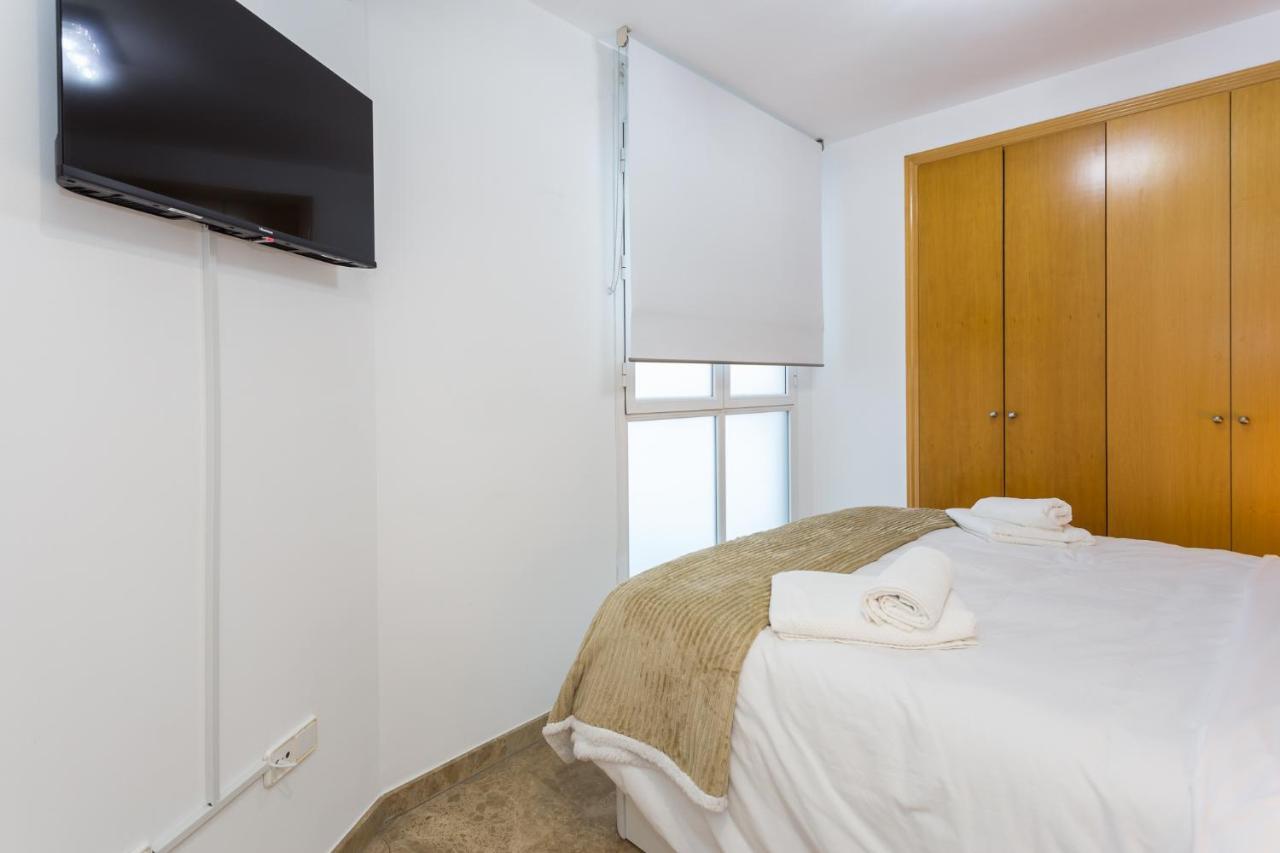 Piso Familiar Cerca Del Centro, Ac Y Wifi Gratis Valência Exterior foto