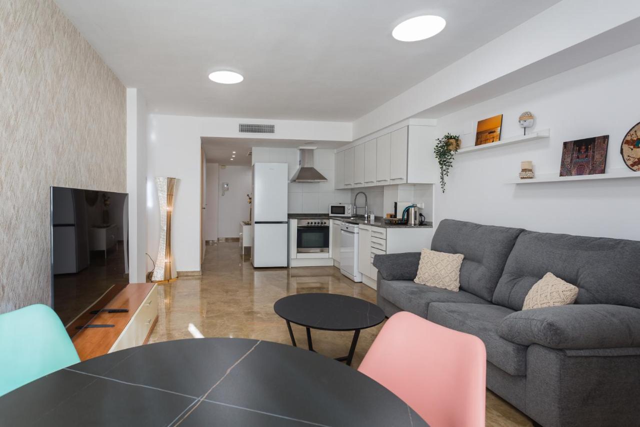 Piso Familiar Cerca Del Centro, Ac Y Wifi Gratis Valência Exterior foto