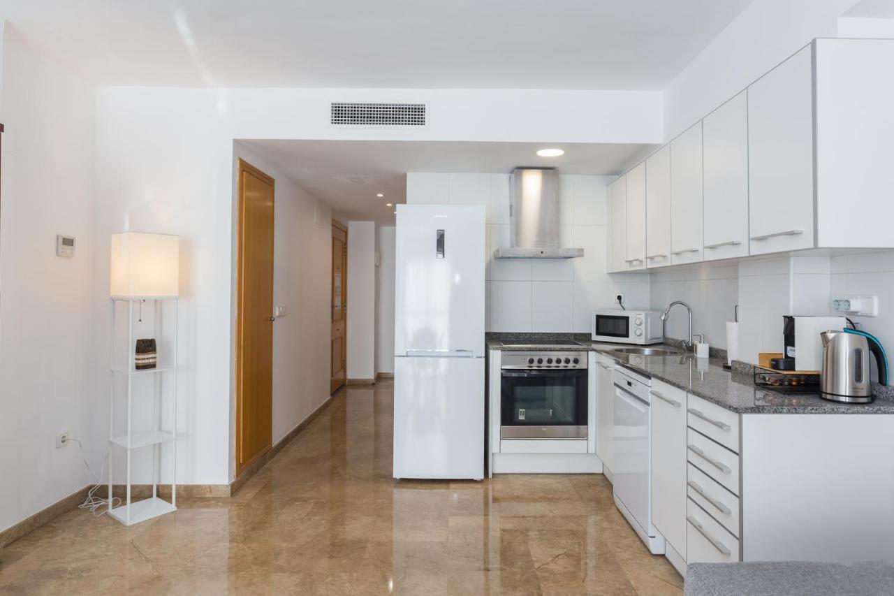 Piso Familiar Cerca Del Centro, Ac Y Wifi Gratis Valência Exterior foto
